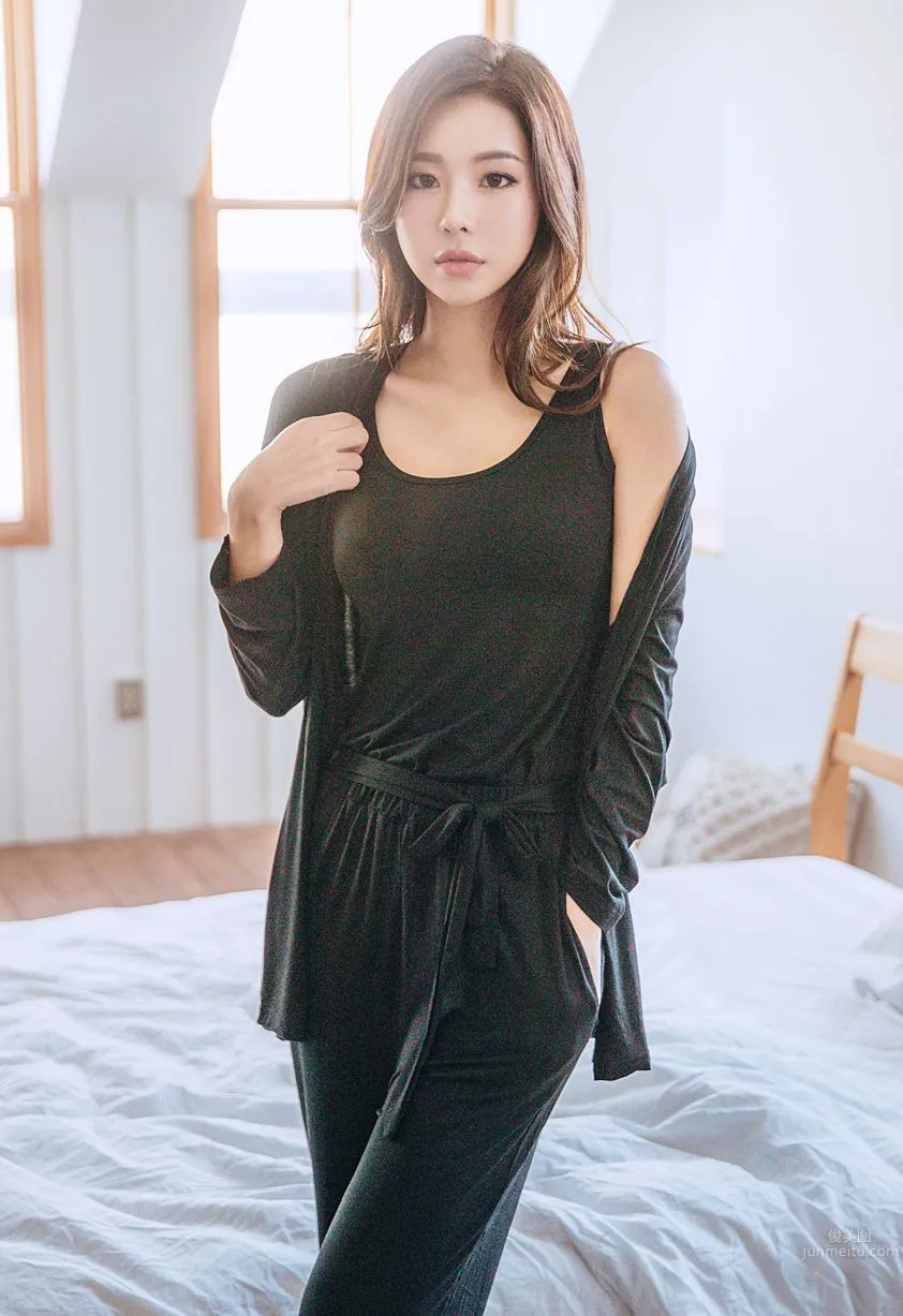 Korean Model Park Da Hyun Lologirl Pajama Series Three photo 93