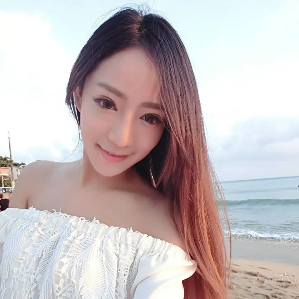 蘋果甜心APO Chou 電力十足的美腿車模 13