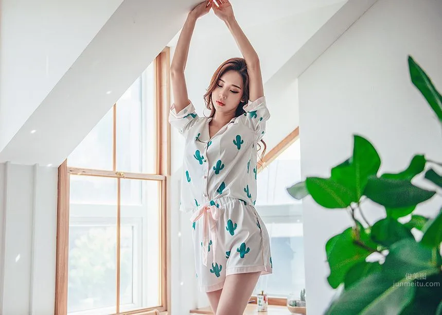 Korean Model Park Da Hyun Lologirl Pajama Series Three photo 21