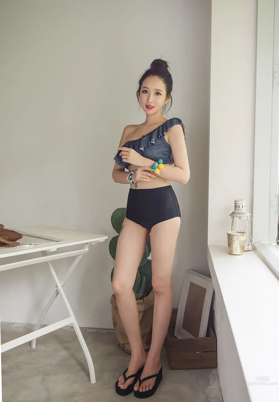 Lee Yeon Jeong - 2017 MayBeach Bikini Series One photo 38