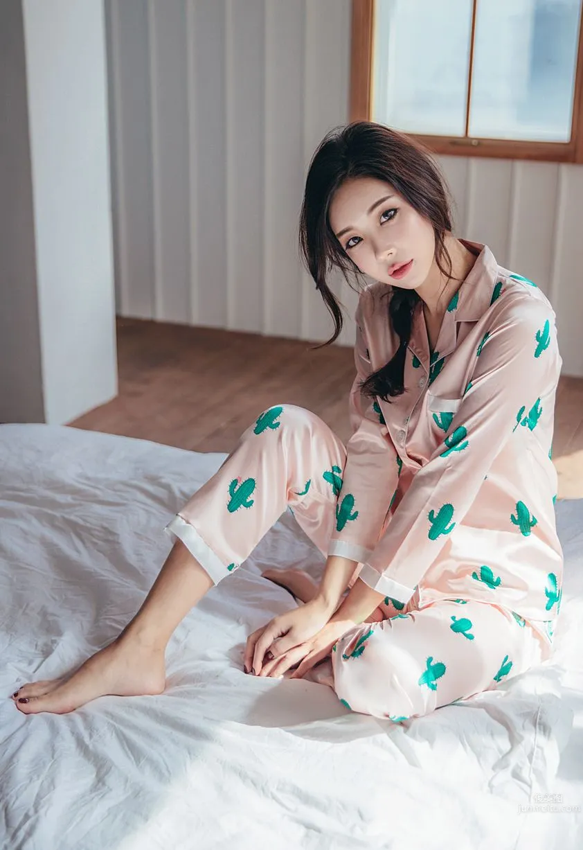 Korean Model Park Da Hyun Lologirl Pajama Series Three photo 79