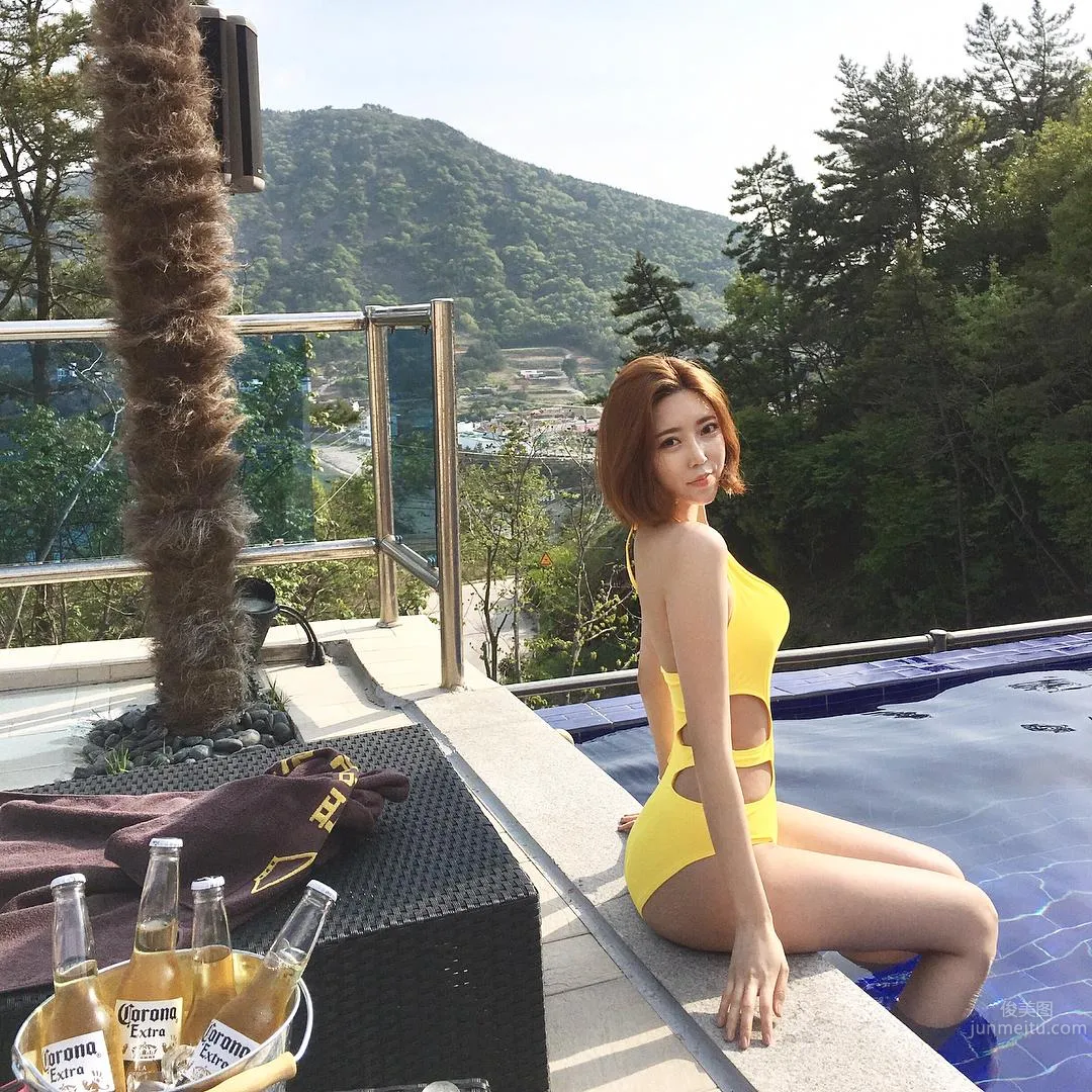 南韓郭雪芙Choi Somi 泳池出鏡太飽滿 7