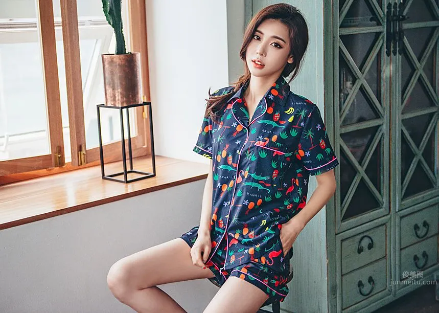 Korean Model Park Da Hyun Lologirl Pajama Series photo 54