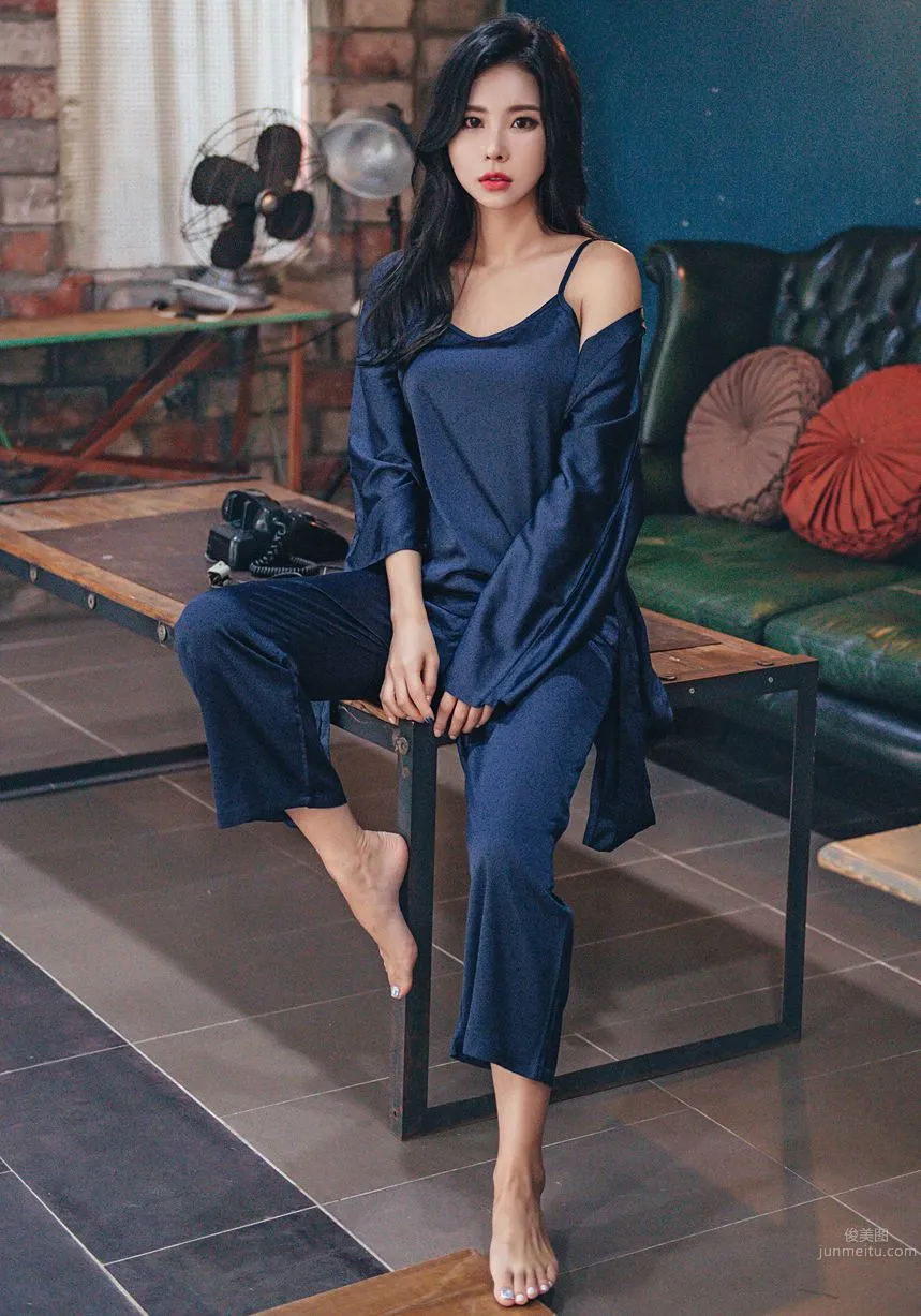 Korean Model Park Da Hyun Lologirl Pajama Series Three photo 52