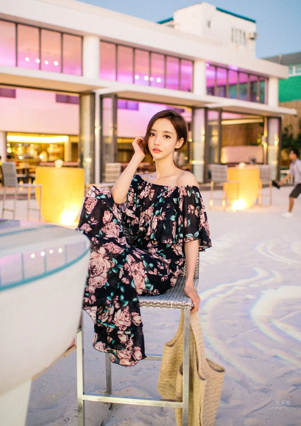 Son Yoon Joo, 2016 Beach Photo Series photo 51