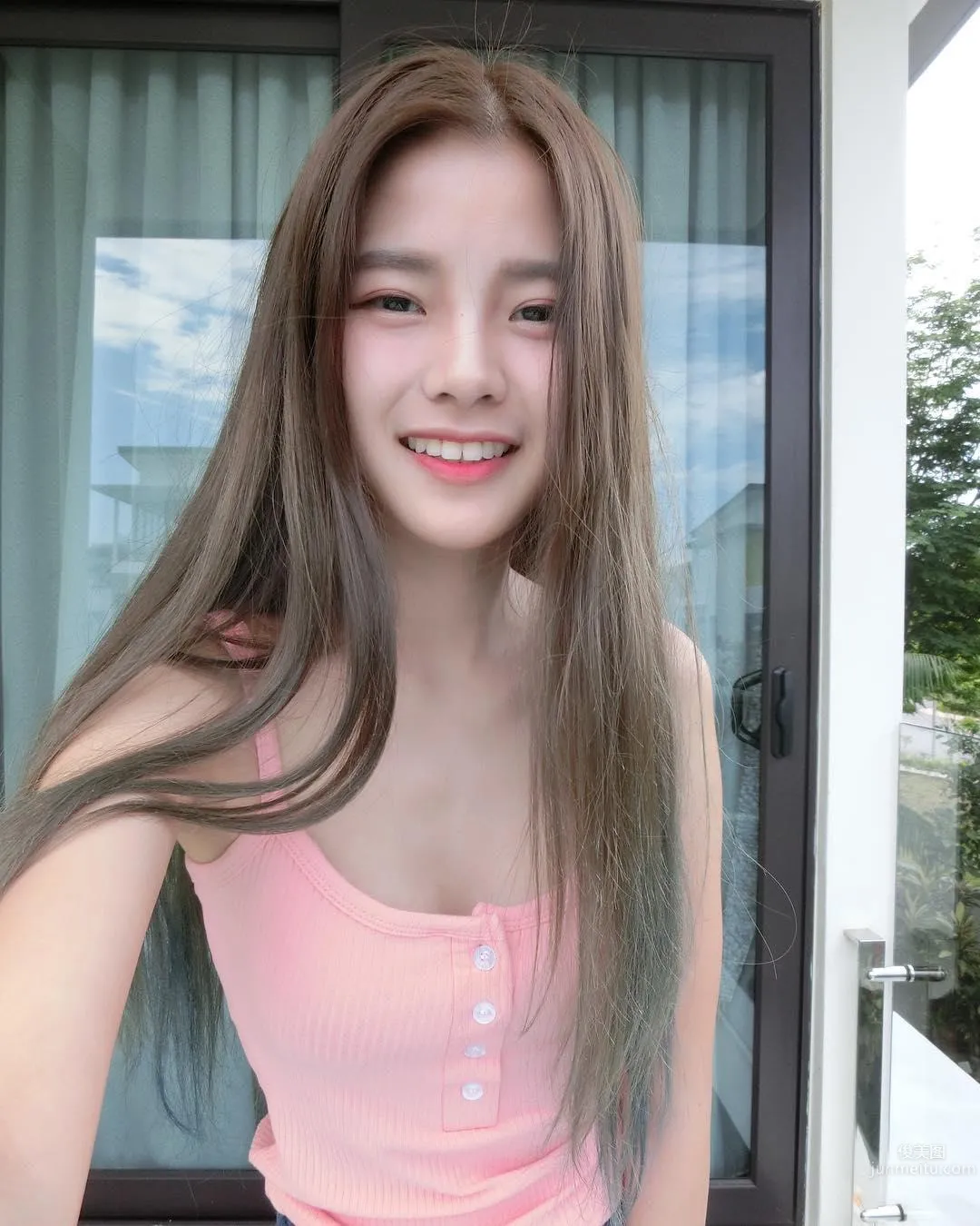 Malaysia's Sweetest Youtuber, Super Smile Instantly Kills Otaku photo 29