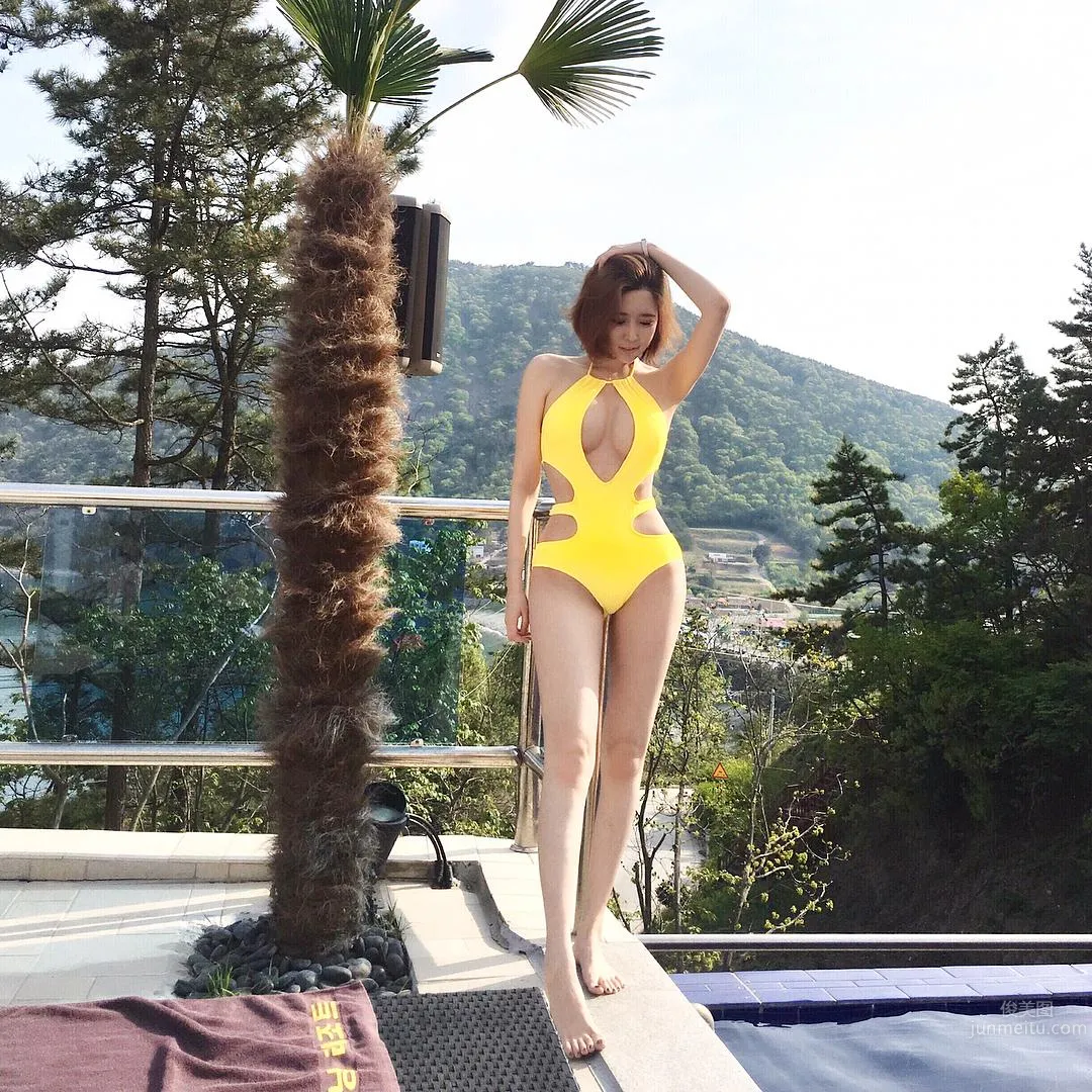 南韓郭雪芙Choi Somi 泳池出鏡太飽滿 8