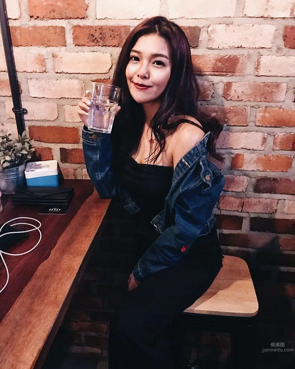 大馬正妹Christine Lew 性感美腿女模 35