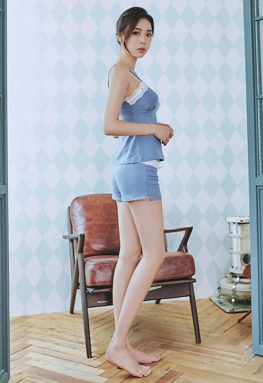 Korean Model Park Da Hyun Lologirl Pajama Series photo 38