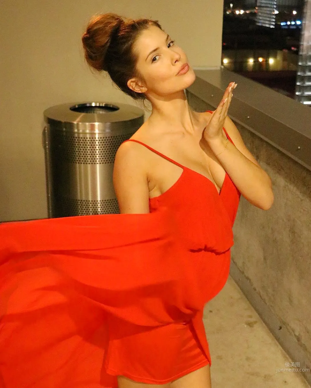 Amanda Cerny - The Hilarious Sexy Hot Model photo 13