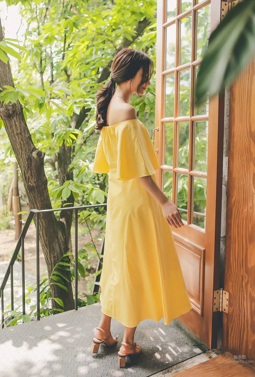 Korean Model Yan Zhien maybeach Casual Wear Series 2 photo 39