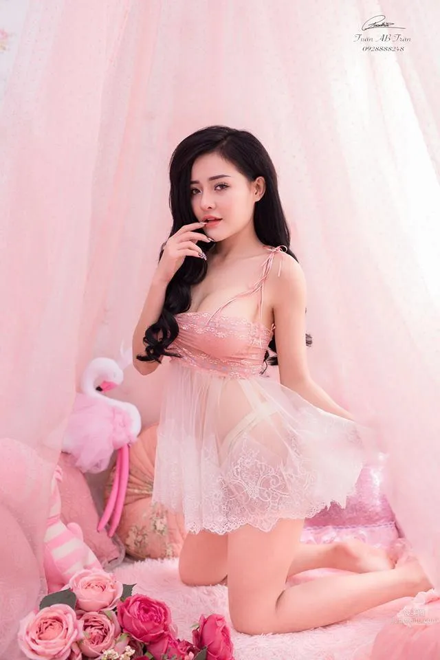 Hottest Vietnamese Girl Ngan Pokemon, The Doll Bear Is About to Fall photo 5