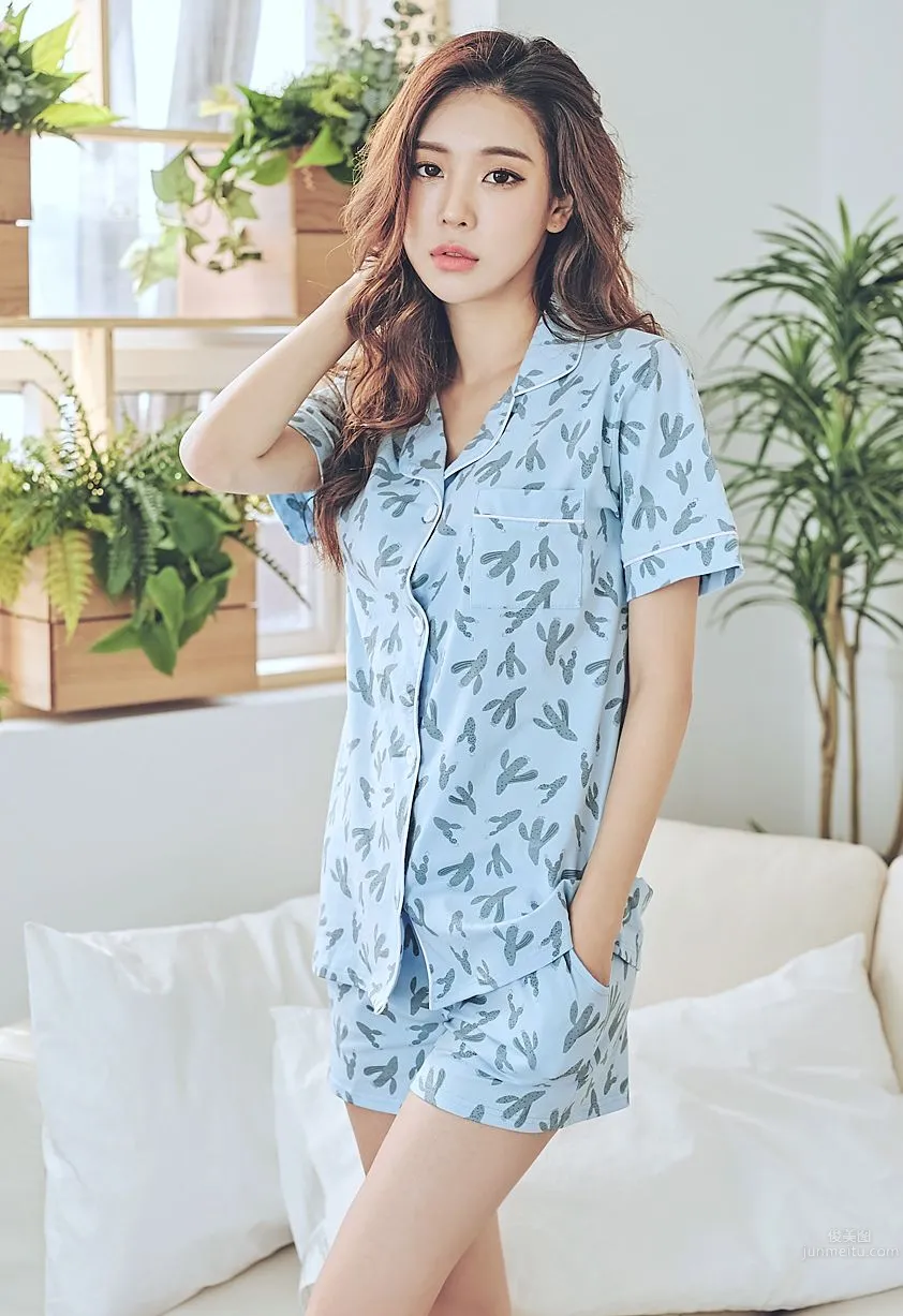 Korean Model Park Da Hyun Lologirl Pajama Series photo 106