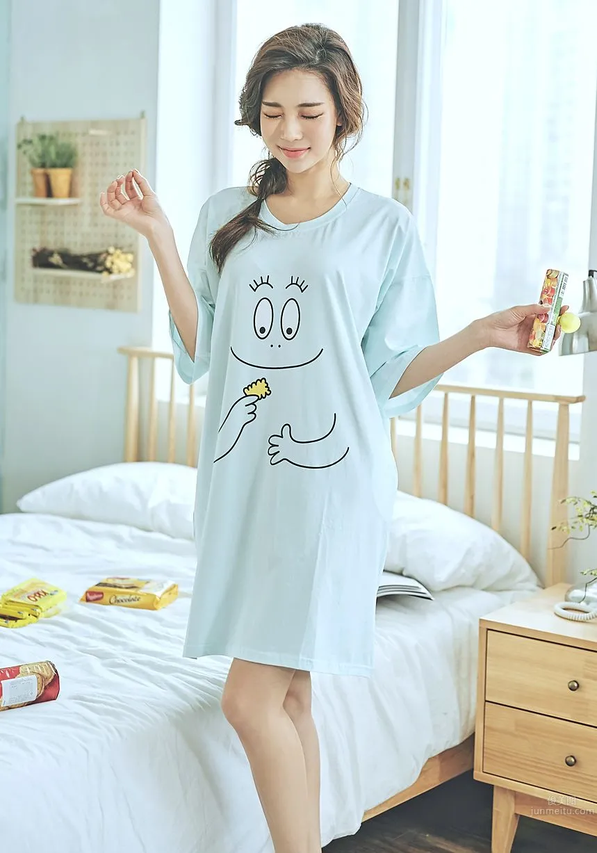 Korean Model Park Da Hyun Lologirl Pajama Series Three photo 33