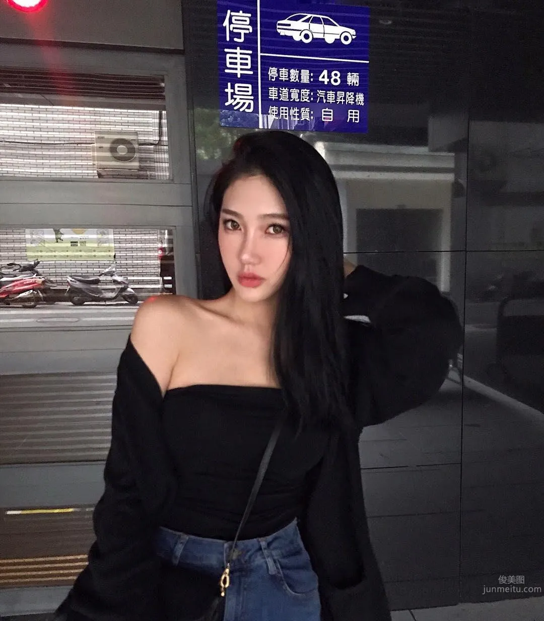 台灣正妹Karen Chao 牛仔褲背心超吸睛 21
