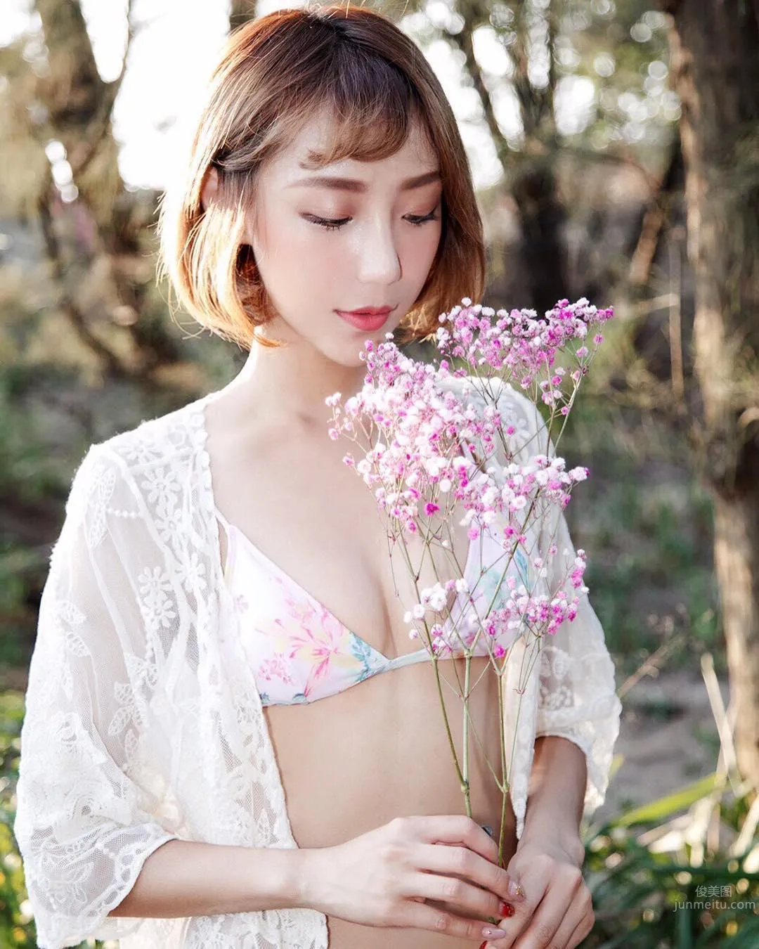 一字马女神！体操选手涂卉妮展现优雅身段_23