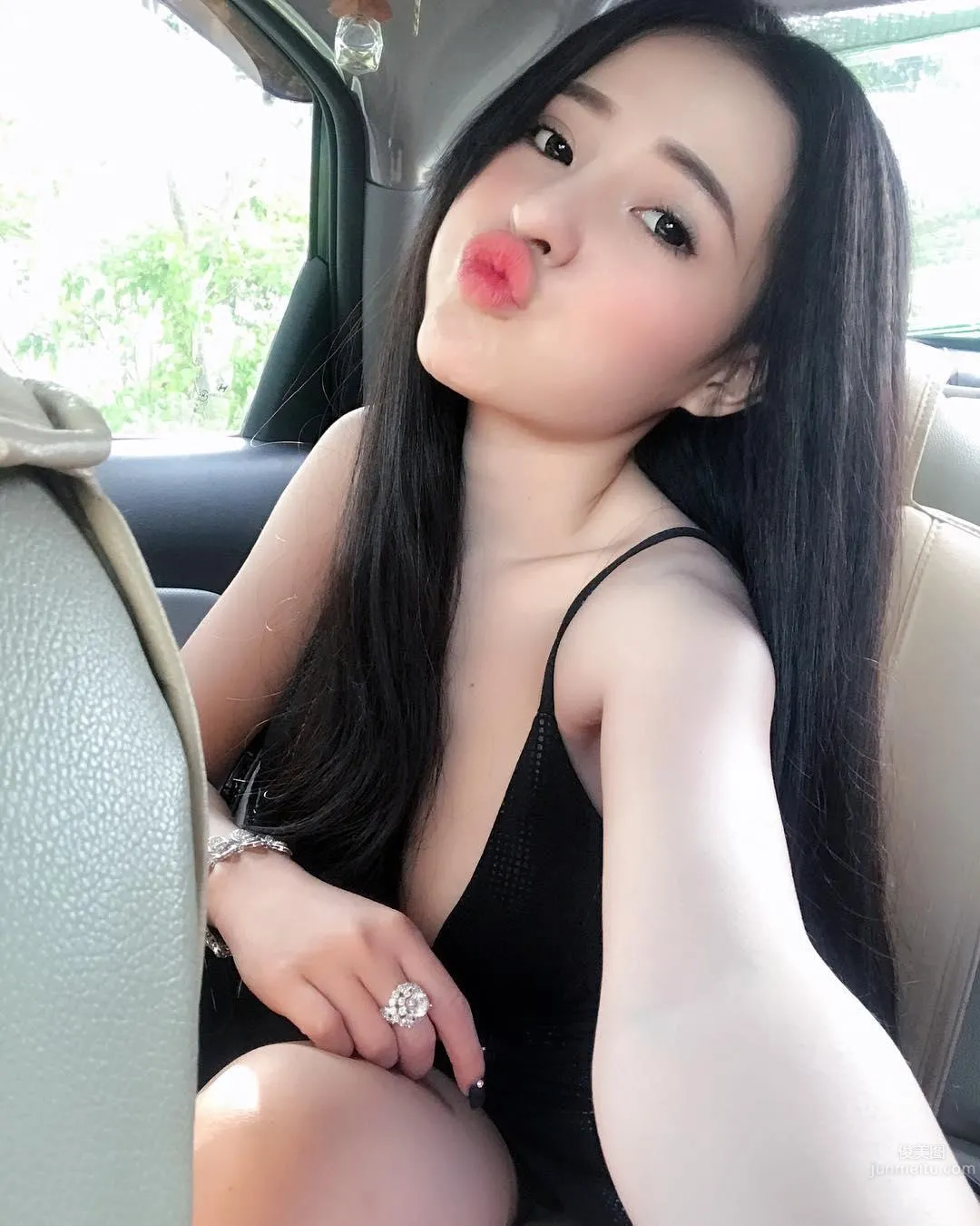 Hottest Vietnamese Girl Ngan Pokemon, The Doll Bear Is About to Fall photo 6