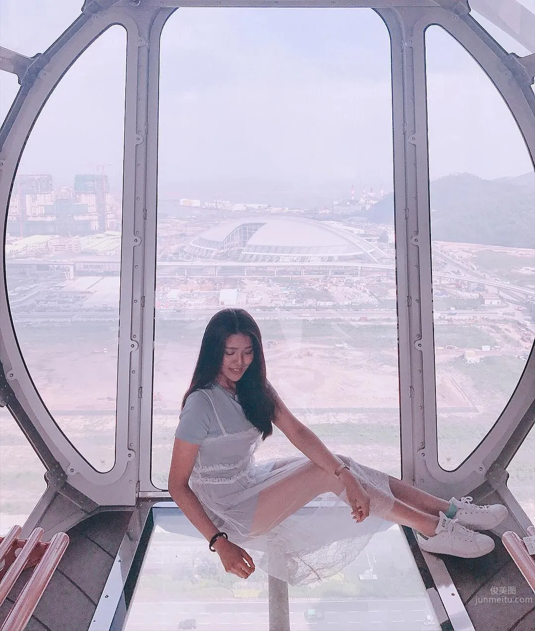 大馬正妹Christine Lew 性感美腿女模 26
