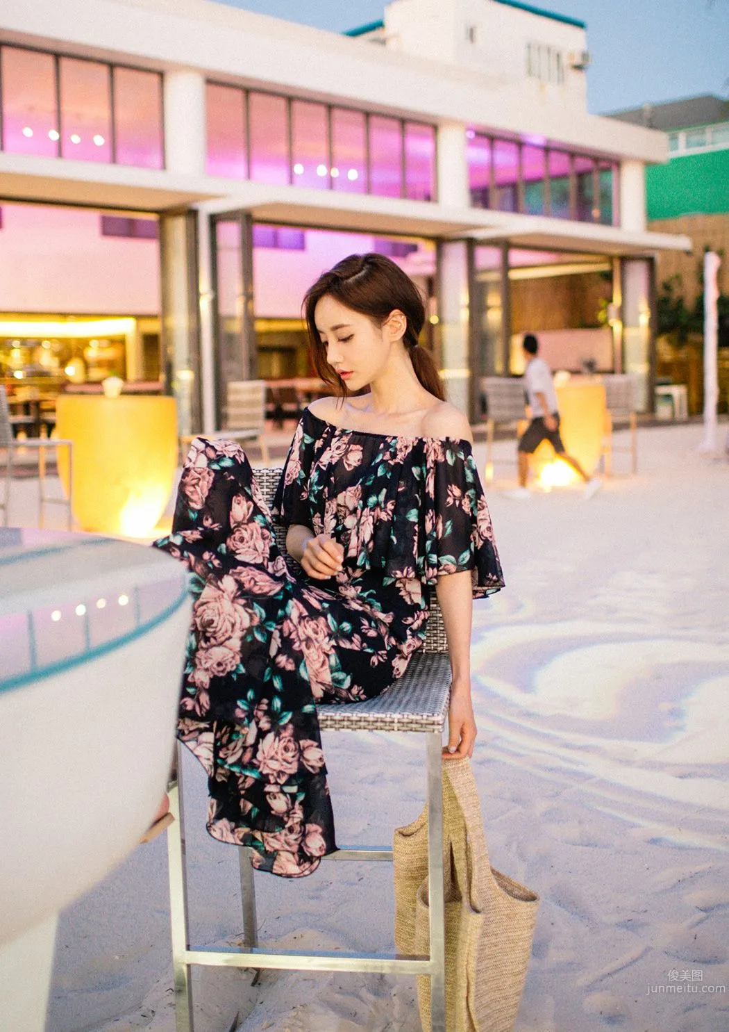 Son Yoon Joo, 2016 Beach Photo Series photo 60