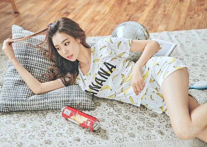 Korean Model Park Da Hyun Lologirl Pajama Series photo 45