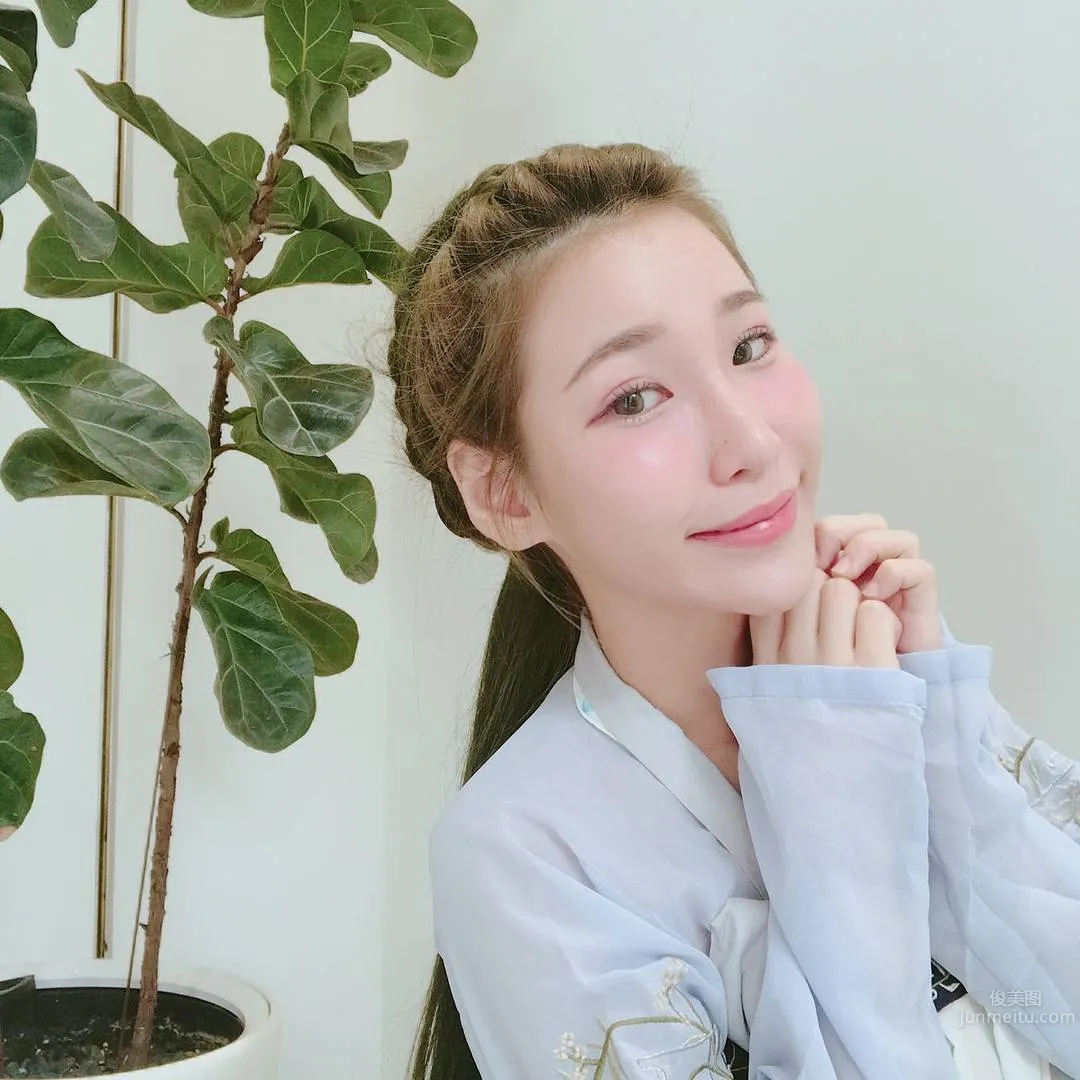 Taiwanese Beauty Yu Nasi IG Private Beautiful Photos photo 11