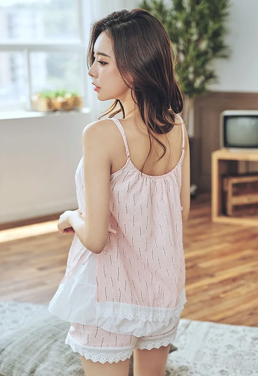Korean Model Park Da Hyun Lologirl Pajama Series Three photo 18