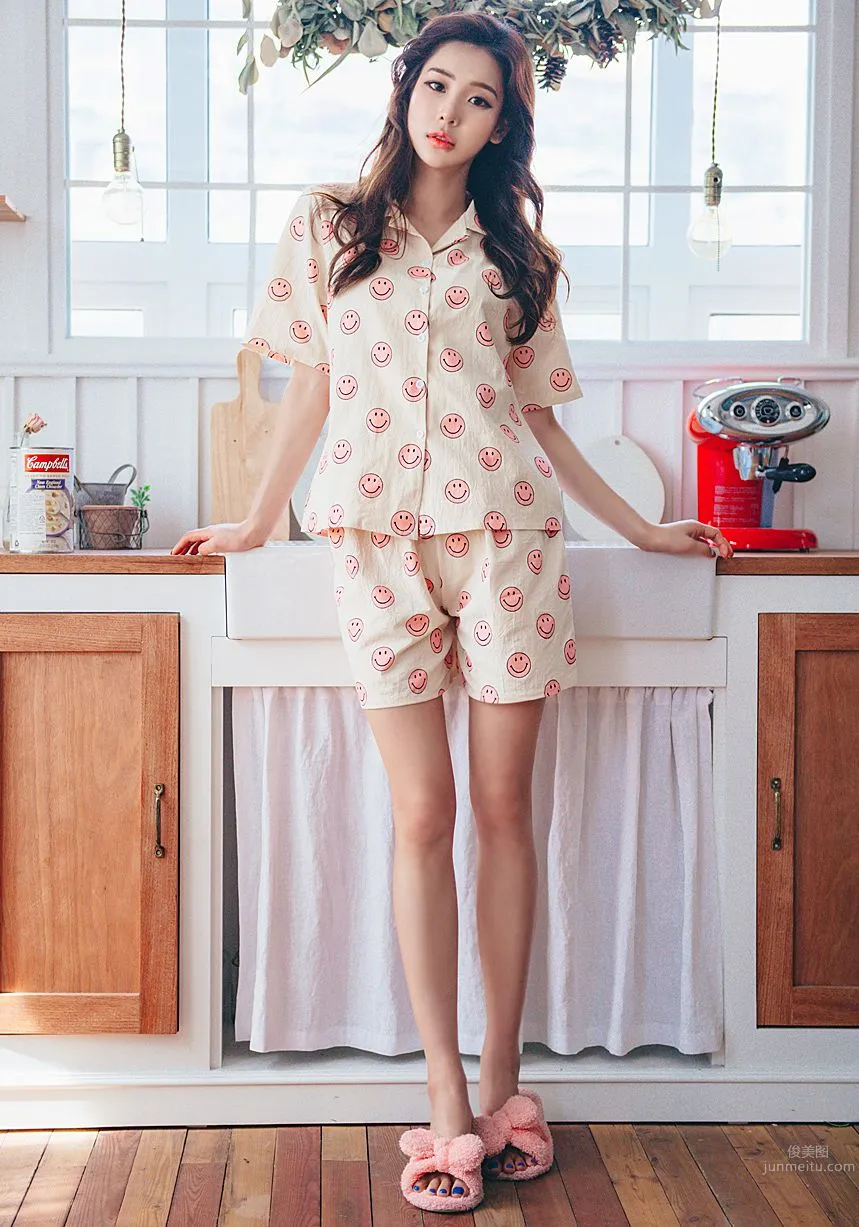 Korean Model Park Da Hyun Lologirl Pajama Series Three photo 136