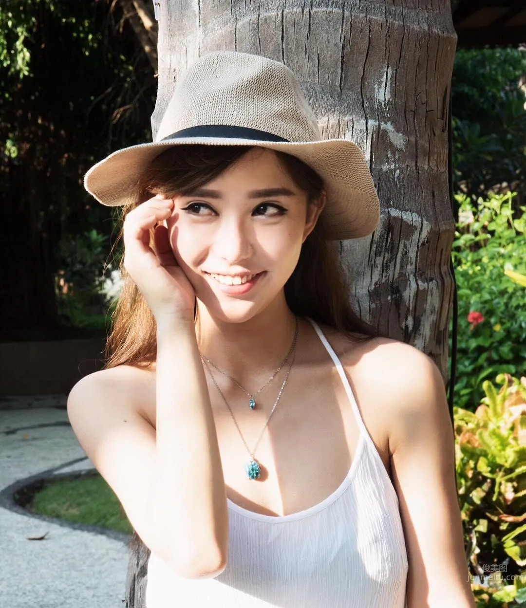 大馬美女賽車手Venice Min 賽車服底下是身材姣好 5
