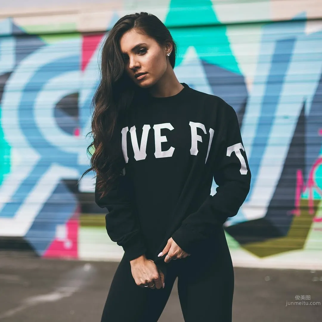 Ashley Flores: Photo Set 2025 photo 1