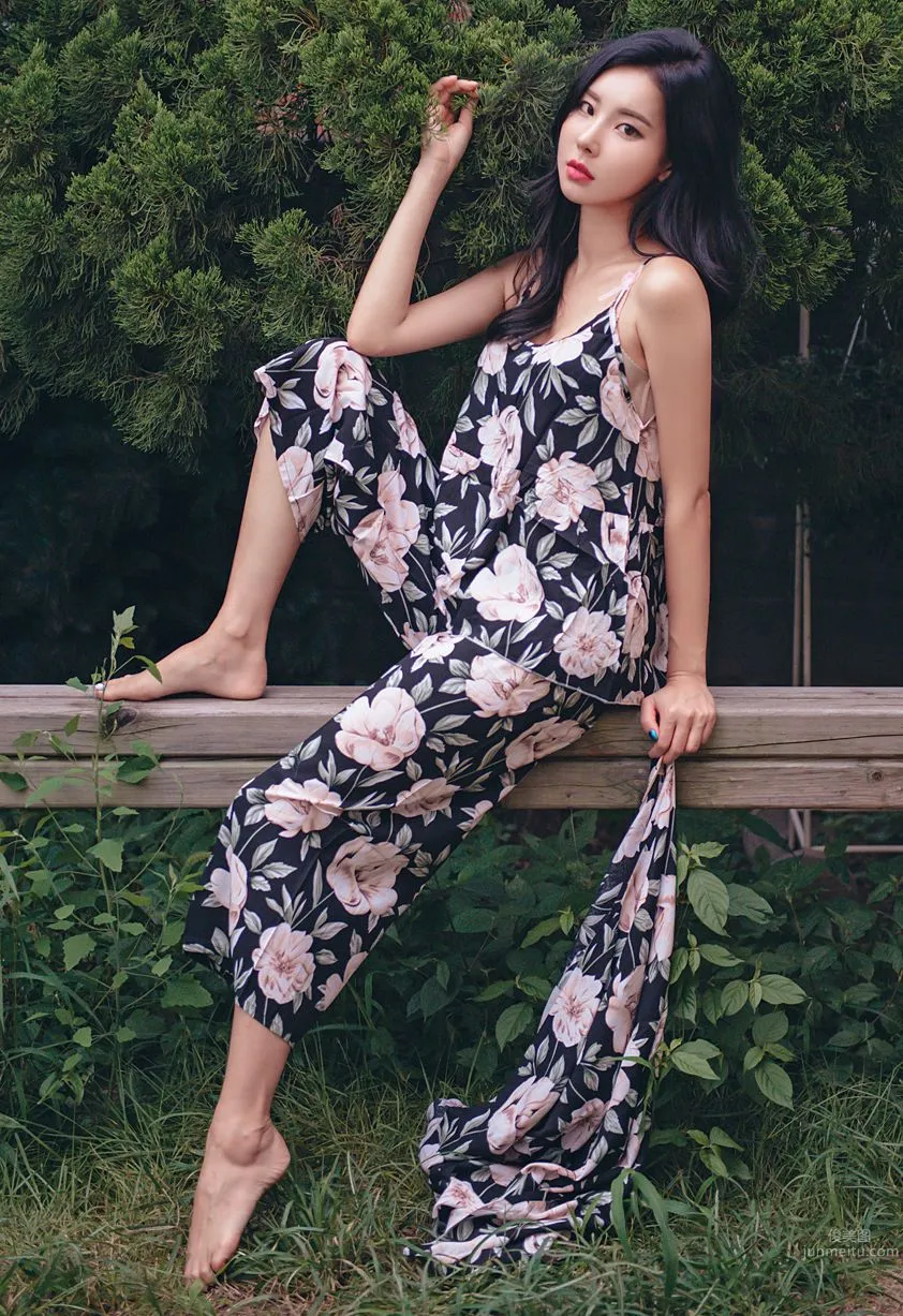 Korean Model Park Da Hyun Lologirl Pajama Series Three photo 32