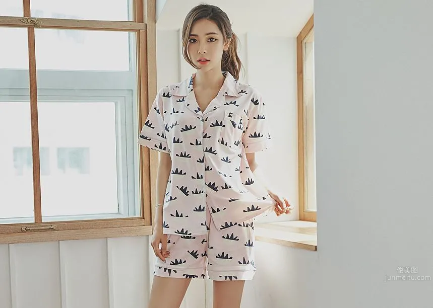 Korean Model Park Da Hyun Lologirl Pajama Series Three photo 72