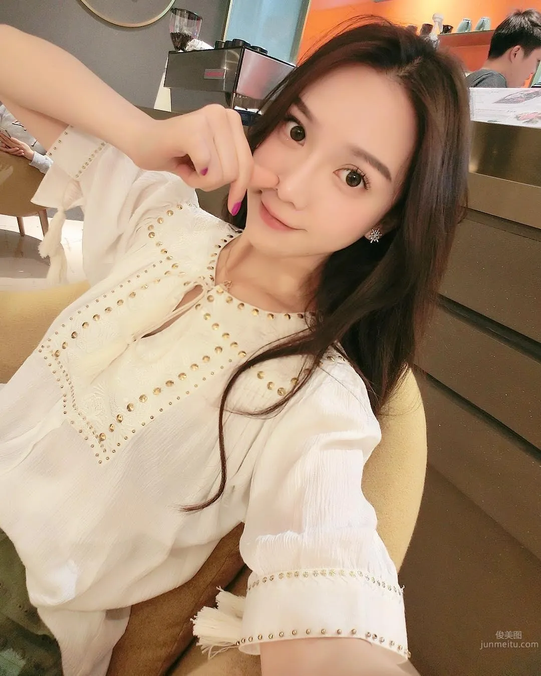 Fashionable Elegant Beauty ZY Danuan Warm Private Shoot Photos photo 20