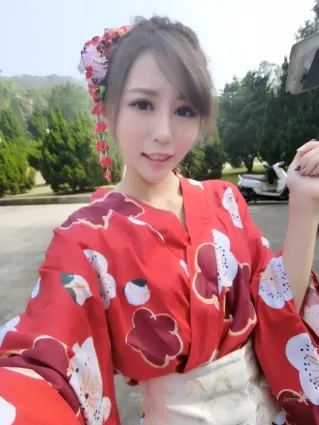 中泰混血兒雨葳Bella 五官精緻皮膚白皙