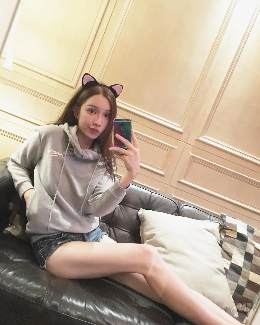 Fashionable Elegant Beauty ZY Danuan Warm Private Shoot Photos photo 29