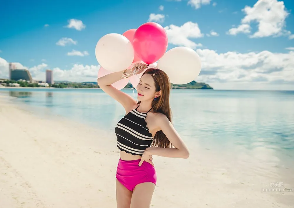Lee Yeon Jeong, 2017 MayBeach Bikini Series 2 photo 45