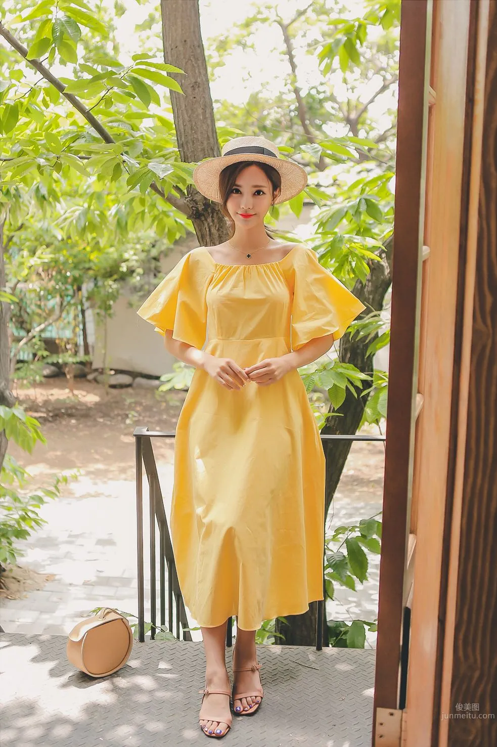 Korean Model Yan Zhien maybeach Casual Wear Series 2 photo 33