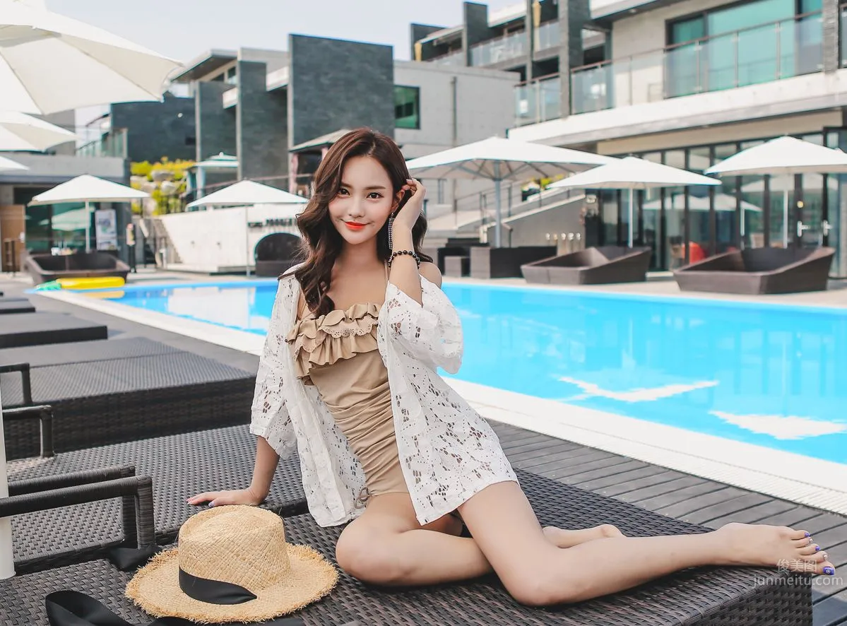 Korean Model Yeonjieun maybeach Swimwear Series One photo 17