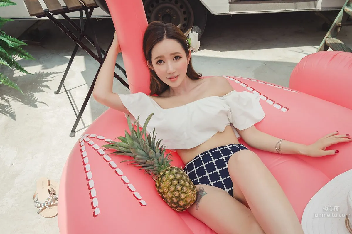 Lee Yeon Jeong, 2017 MayBeach Bikini Series 2 photo 70