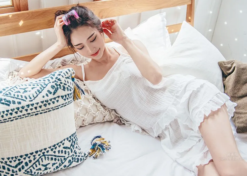 Korean Model Park Da Hyun Lologirl Pajama Series Three photo 75