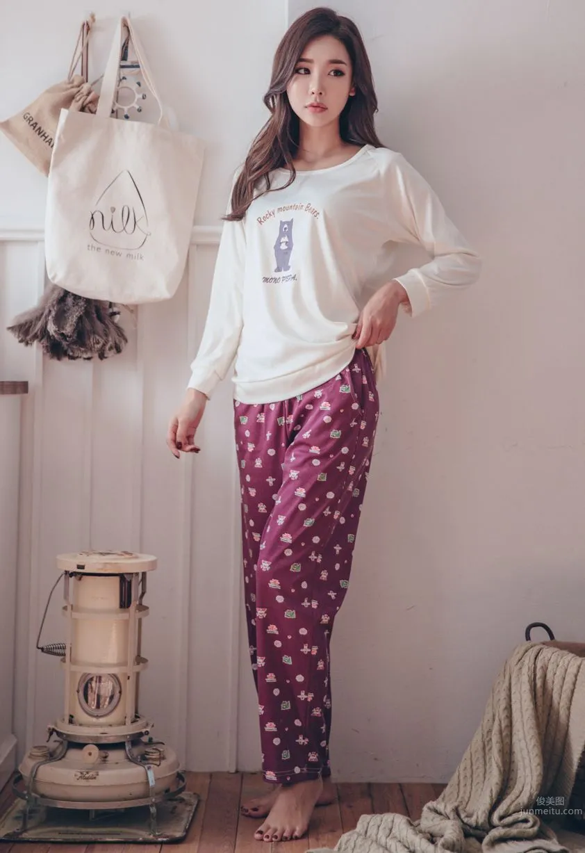 Korean Model Park Da Hyun Lologirl Pajama Series Three photo 132