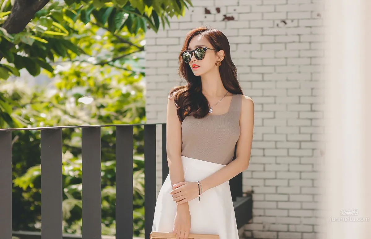 Korean Model Yeonjieun maybeach Casual Wear photo 70
