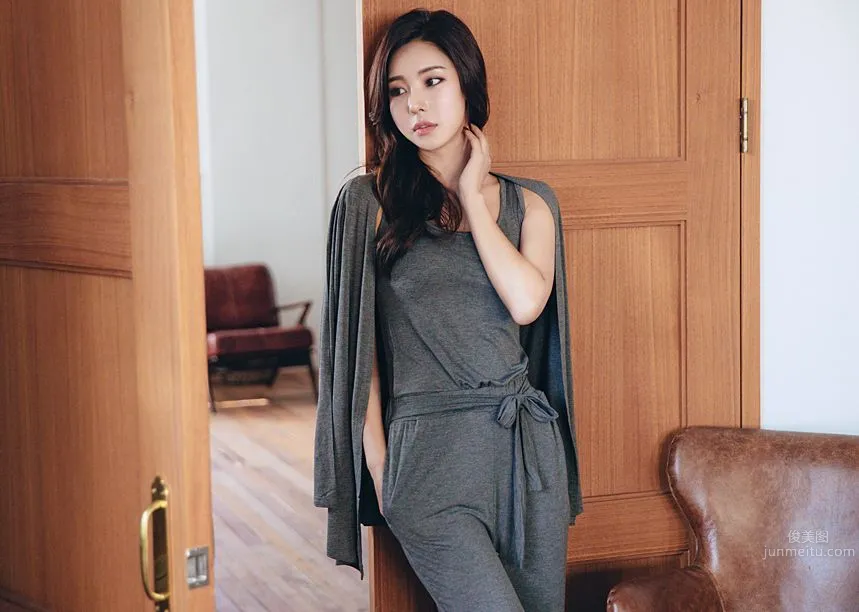 Korean Model Park Da Hyun Lologirl Pajama Series Three photo 85