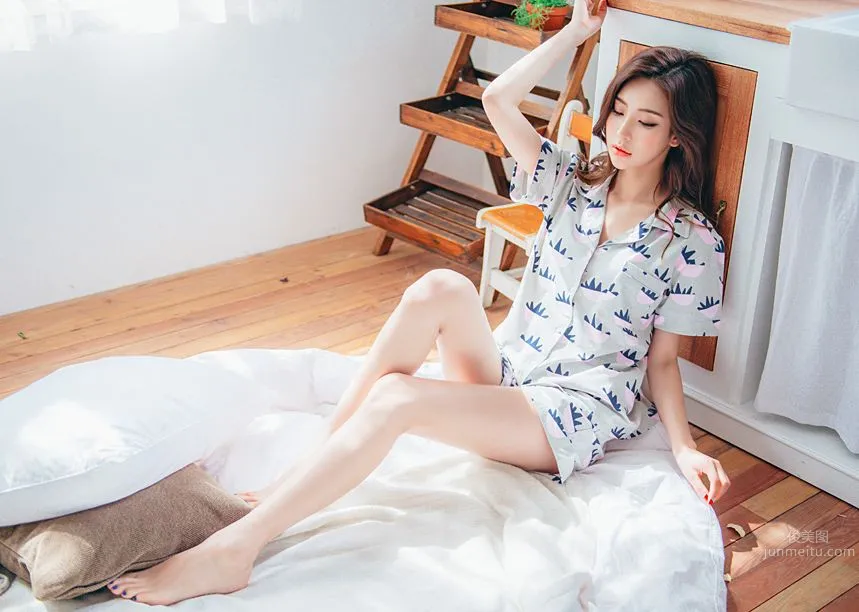 Korean Model Park Da Hyun Lologirl Pajama Series Three photo 61