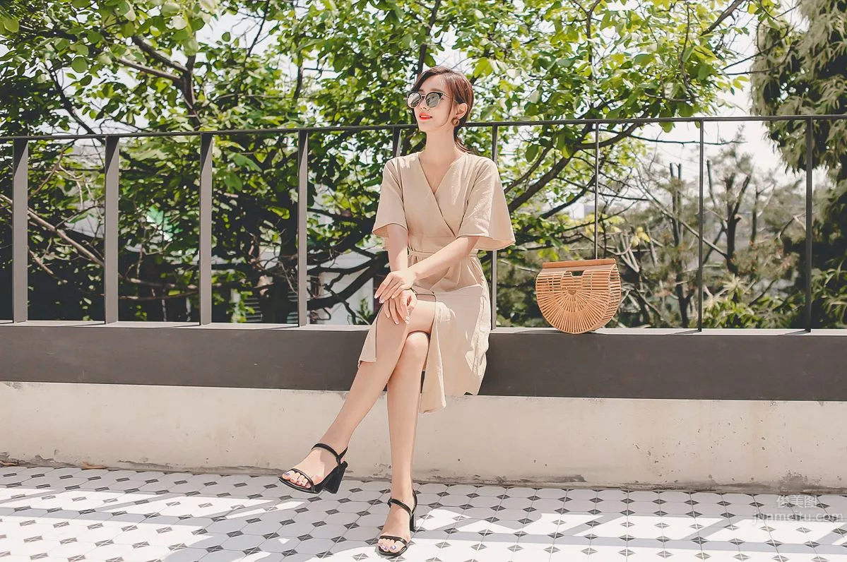 Korean Model Yan Zhien maybeach Casual Wear Series 2 photo 22