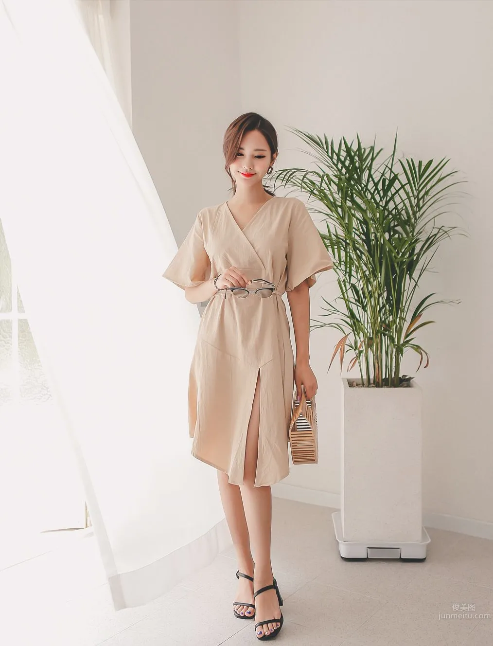 Korean Model Yan Zhien maybeach Casual Wear Series 2 photo 14