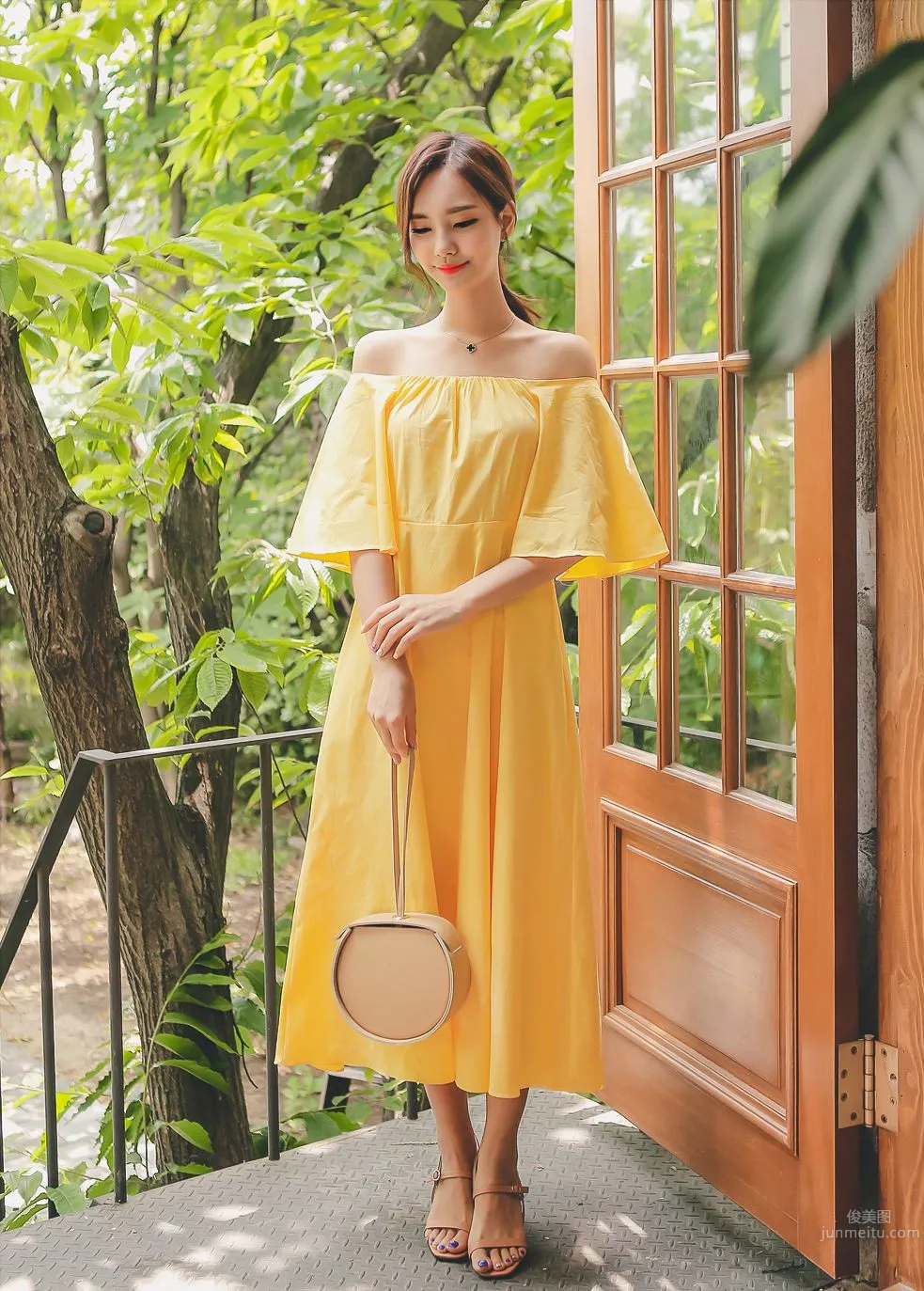 Korean Model Yan Zhien maybeach Casual Wear Series 2 photo 31