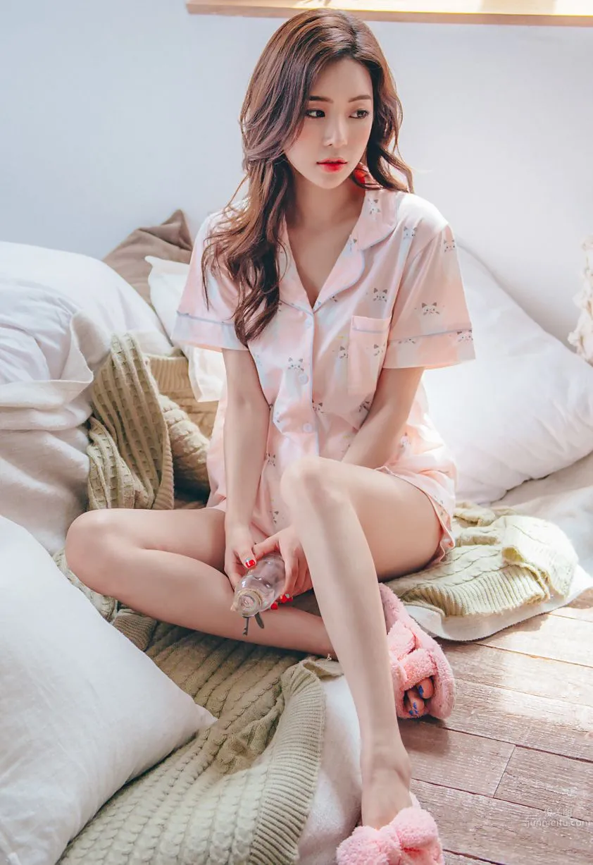 Korean Model Park Da Hyun Lologirl Pajama Series Three photo 115