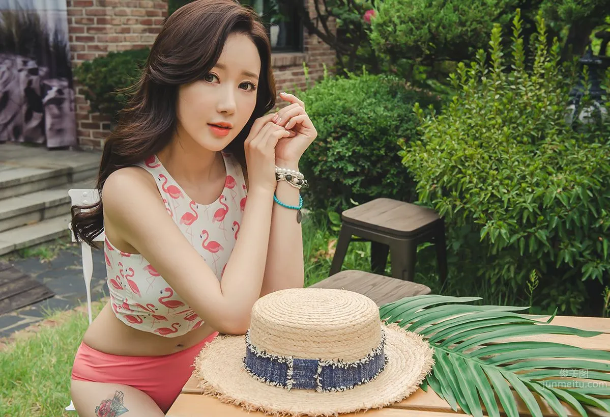 Lee Yeon Jeong - 2017 MayBeach Bikini Series One photo 23