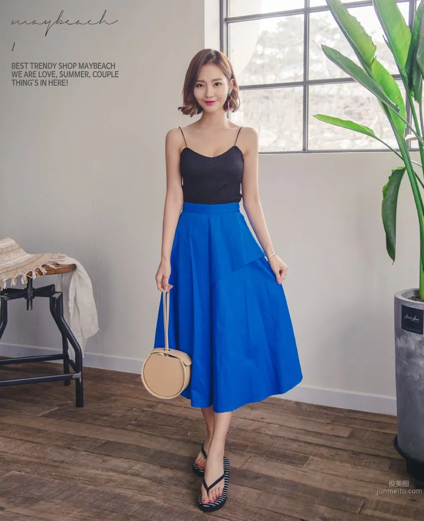 Korean Model Yeonjieun maybeach Casual Wear Series 3 photo 48