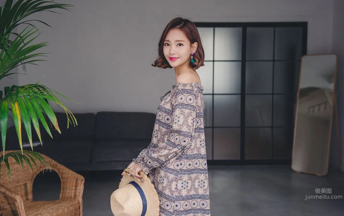 Korean Model Yeonjieun maybeach Casual Wear Series 4 photo 45